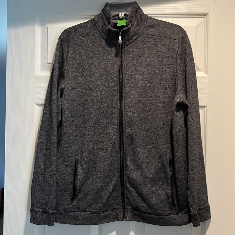 Hugo Boss Mens full zipped performance Jacket size Large.